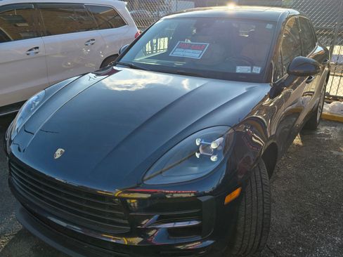 Used 2020 Porsche Macan image 9