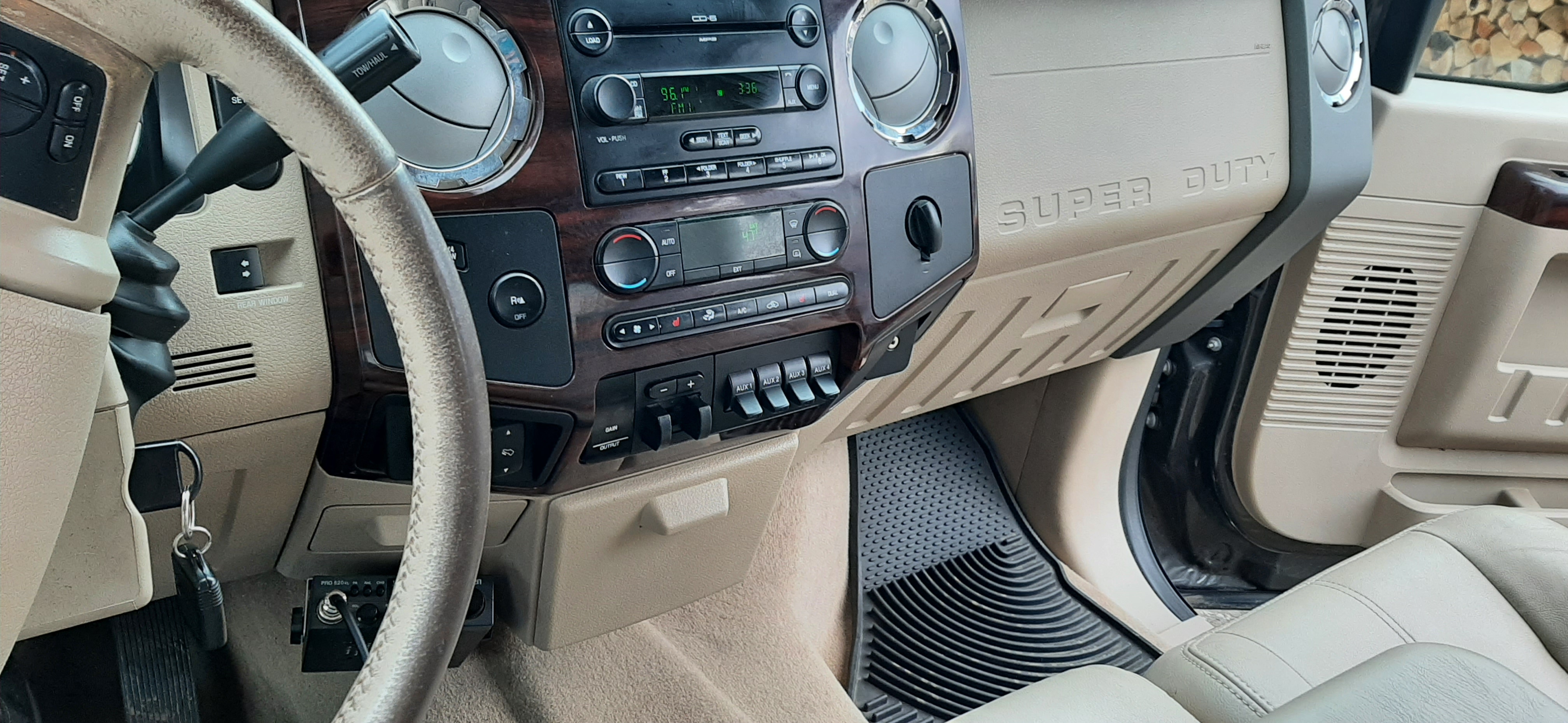 Used 2008 Ford F350 Lariat AWD/4WD image 4