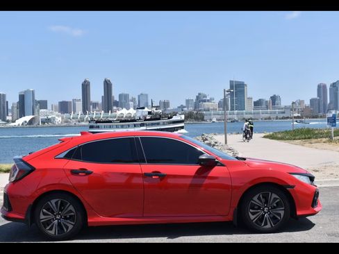 Used 2017 Honda Civic EX image 2
