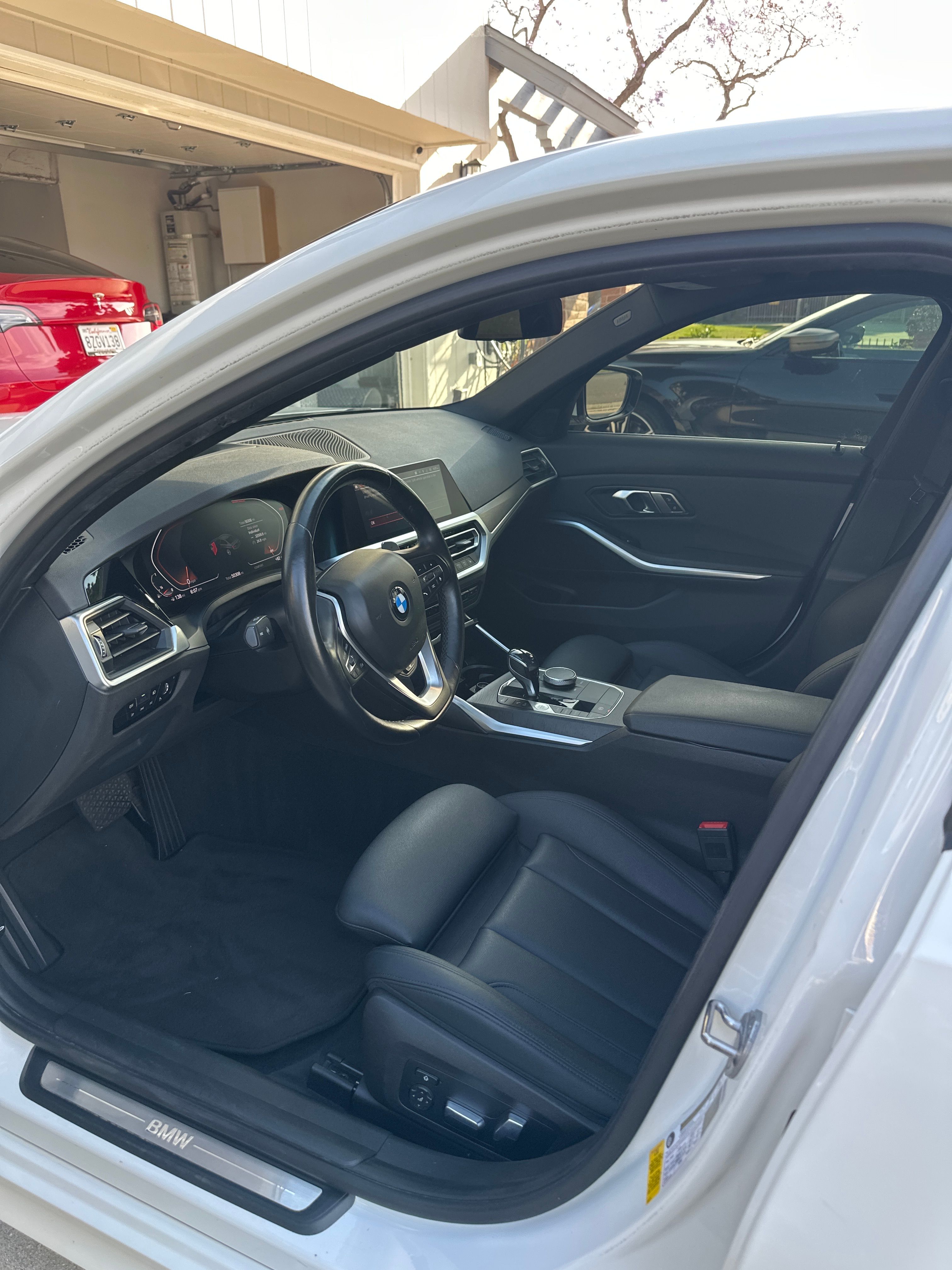 Used 2019 BMW 330i Sedan w/ Premium Package RWD image 10