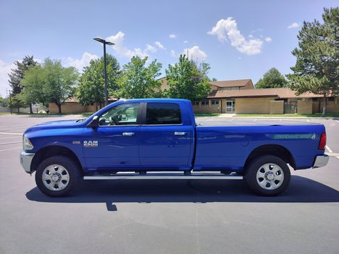 Used 2014 RAM 2500 SLT image 9