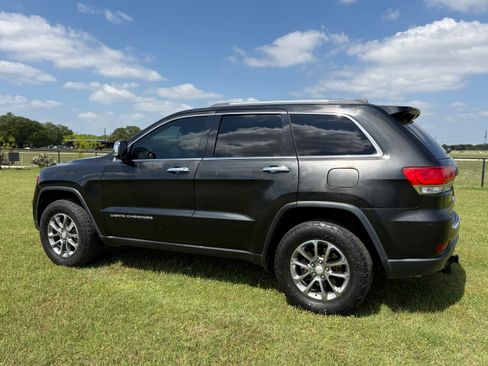 Used 2014 Jeep Grand Cherokee Limited w/ Luxury Group II image 22