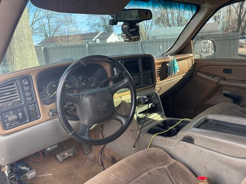 Used 2000 Chevrolet Silverado 1500 LS w/ Off-Road Chassis Pkg image 1