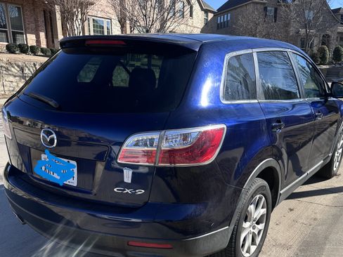 Used 2011 MAZDA CX-9 Touring image 2