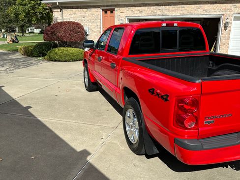 Used 2005 Dodge Dakota Laramie w/ Trailer Tow Group image 6