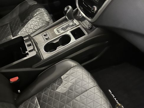 Used 2019 Nissan Murano Platinum image 8