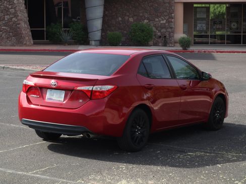 Used 2016 Toyota Corolla S image 4