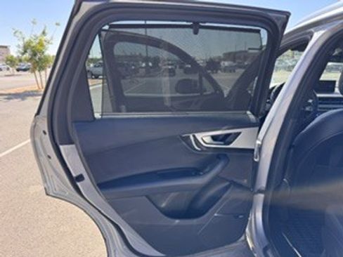 Used 2018 Audi Q7 2.0T Premium Plus w/ Premium Plus Package AWD/4WD image 18