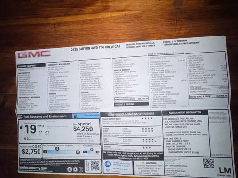 Used 2025 GMC Canyon AT4 w/ Technology Plus Package image 16