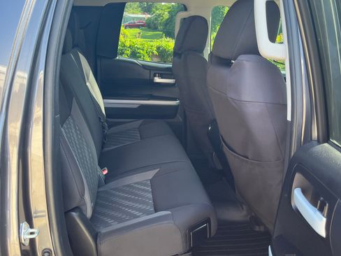 Used 2021 Toyota Tundra SR5 RWD image 9
