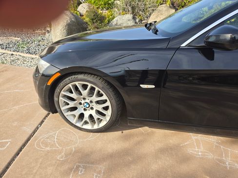 Used 2010 BMW 328i Convertible image 11