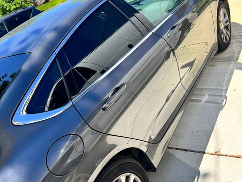 Used 2015 Chrysler 200 Limited w/ Convenience Group FWD image 5