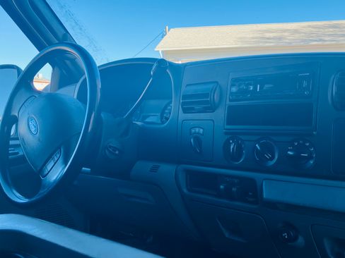 Used 2007 Ford F250 XLT image 5