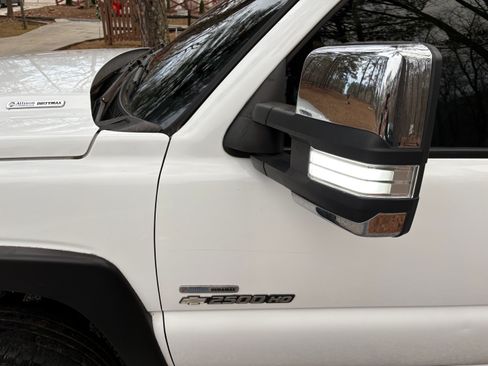 Used 2006 Chevrolet Silverado 2500 W/T w/ Heavy-Duty Power Package image 13