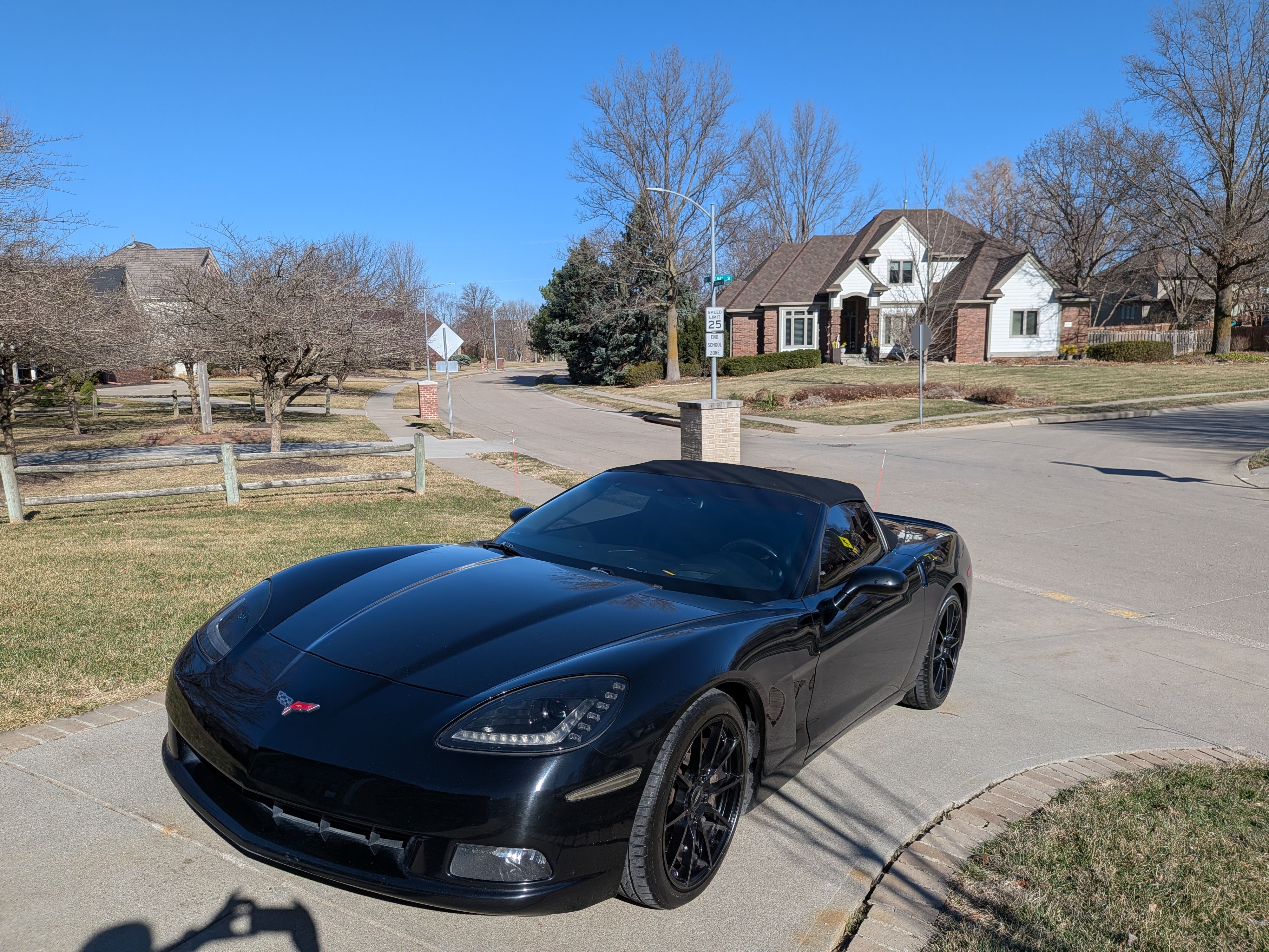 Used 2005 Chevrolet Corvette Convertible w/ Preferred Equipment Group RWD image 4