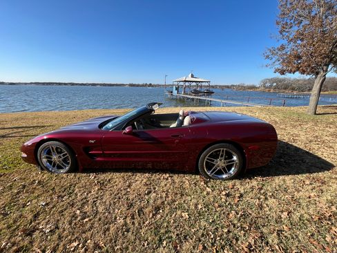 Used 2003 Chevrolet Corvette Convertible w/ Preferred Equipment Group1 image 11
