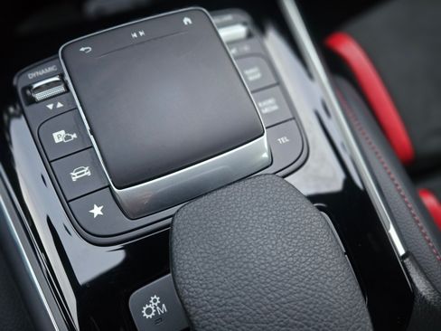 Used 2021 Mercedes-Benz GLA 45 AMG 4MATIC image 14