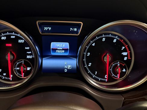 Used 2019 Mercedes-Benz GLS 450 4MATIC image 9