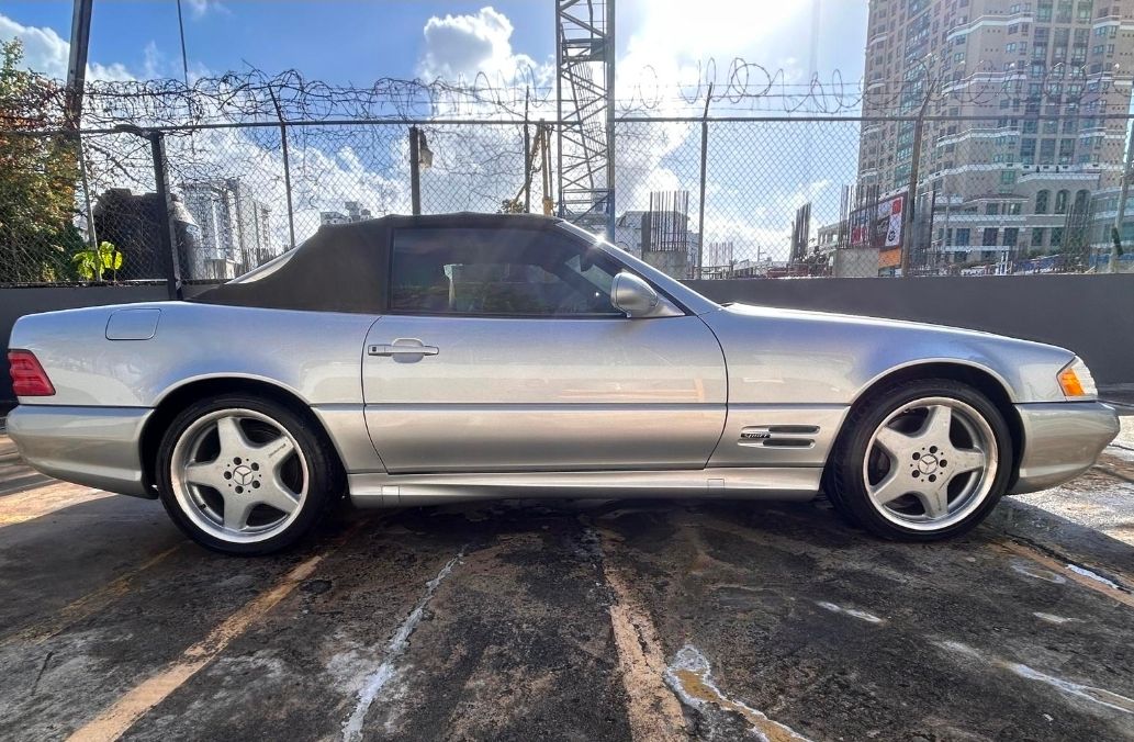 Used 2000 Mercedes-Benz SL 500 image 2