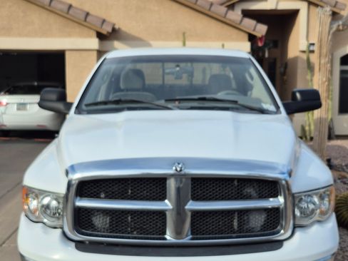 Used 2003 Dodge Ram 2500 Truck SLT image 10