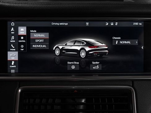 Used 2018 Porsche Panamera 4 image 10