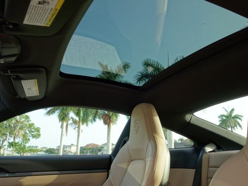 Used 2023 Porsche 911 Carrera image 22