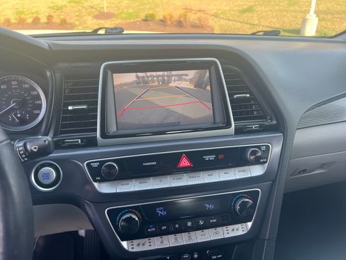 Used 2018 Hyundai Sonata Limited w/ Limited Ultimate Package 03 image 15