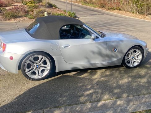 Used 2004 BMW Z4 3.0i image 5
