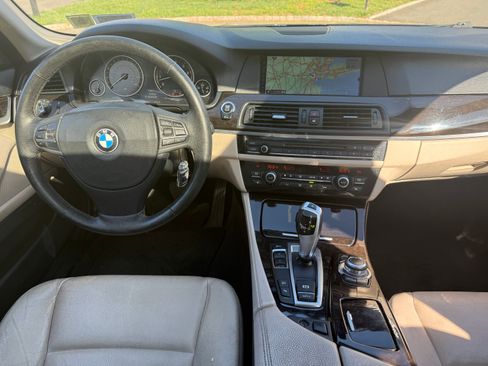 Used 2012 BMW 535i xDrive Sedan AWD/4WD image 9