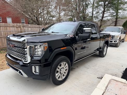 Used 2022 GMC Sierra 3500 Denali w/ Denali Ultimate Package image 1