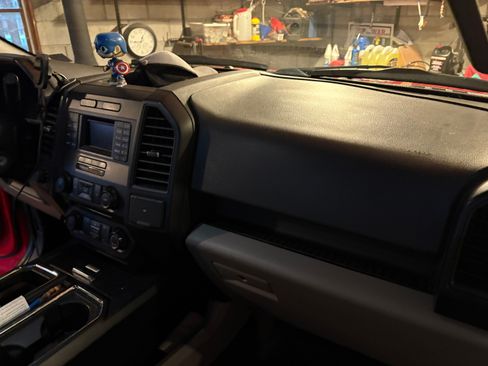 Used 2016 Ford F150 XL w/ Equipment Group 101A Mid image 14