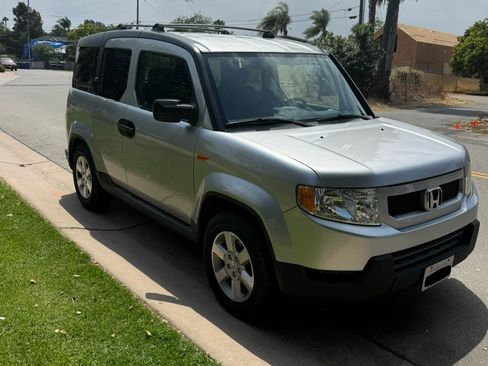 Used 2010 Honda Element EX image 4