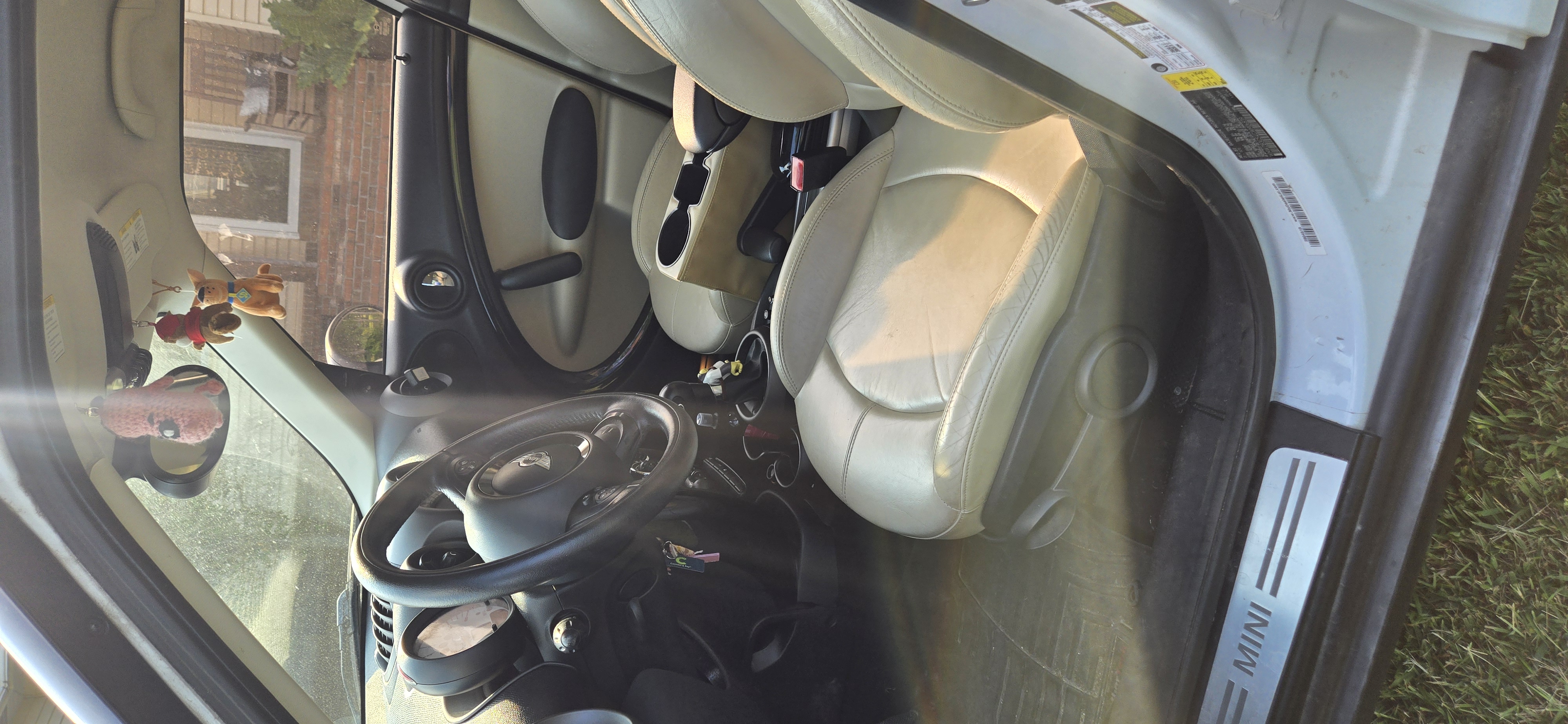 Used 2012 MINI Cooper Countryman FWD image 2