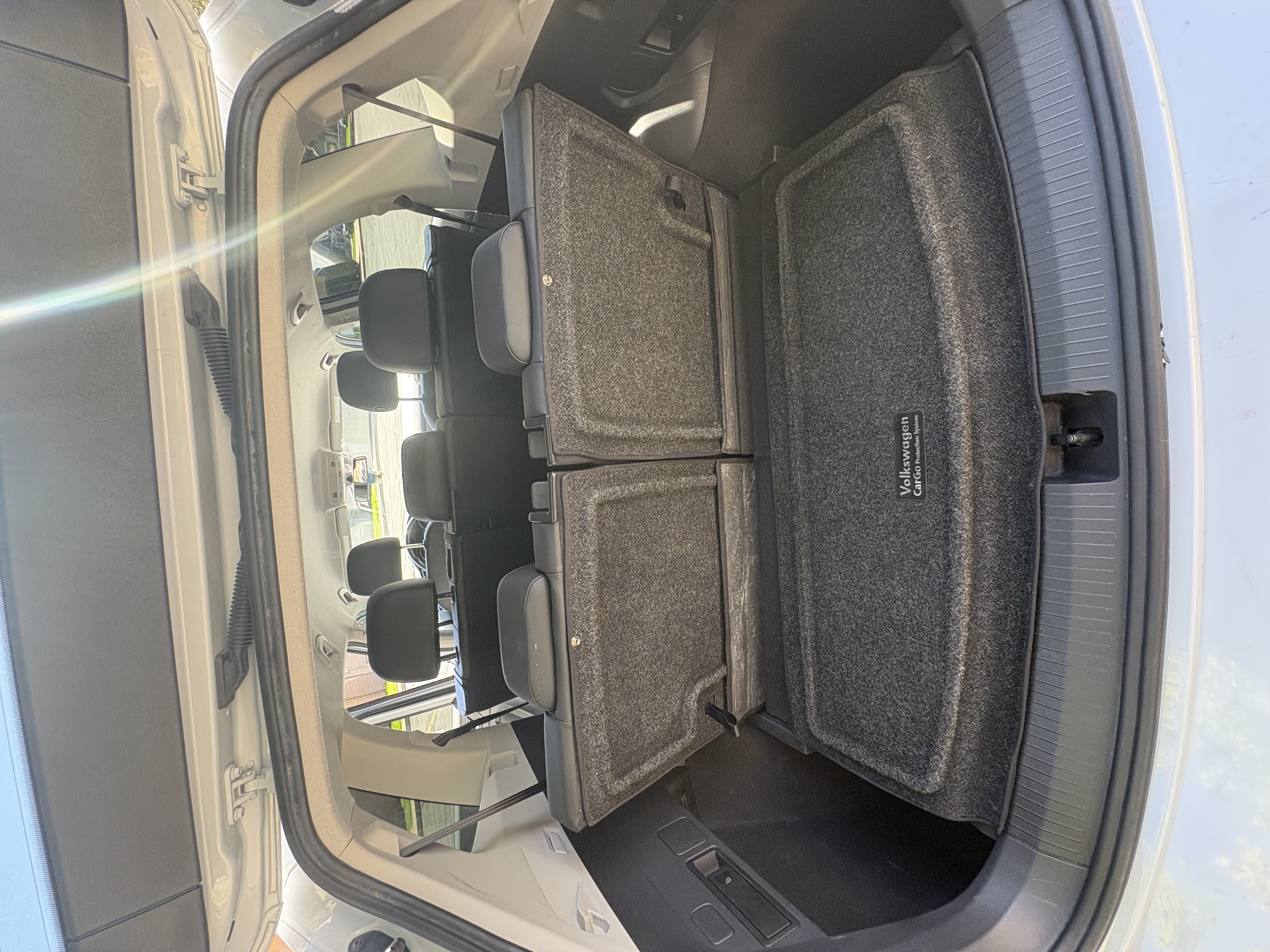 Used 2018 Volkswagen Tiguan SE FWD image 10