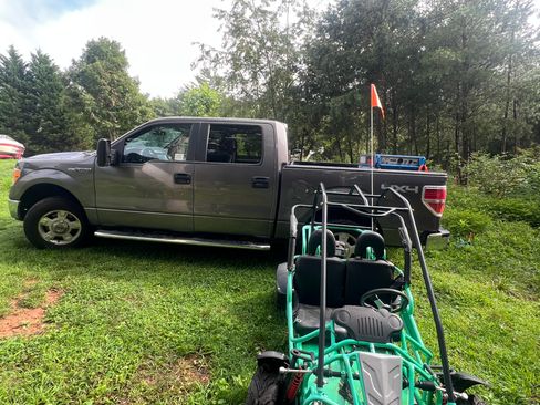 Used 2014 Ford F150 XLT w/ Equipment Group 301A Mid AWD/4WD image 8