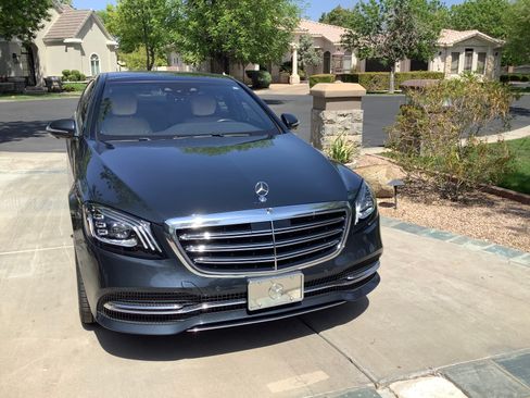 Used 2020 Mercedes-Benz S 560 S 560 Sedan 4D image 1