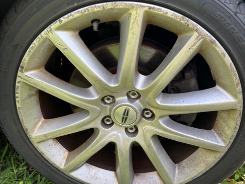 Used 2015 Lincoln MKZ w/ Equipment Group 102A Reserve image 9