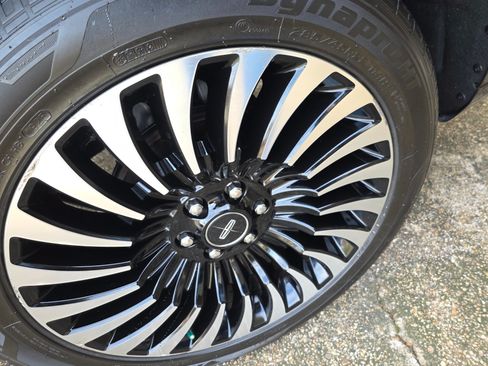 Used 2019 Lincoln Navigator L Black Label w/ Cargo Package image 20