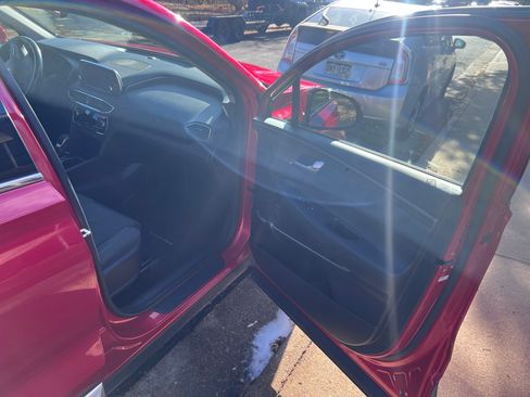 Used 2020 Hyundai Santa Fe SEL w/ Convenience Package image 9