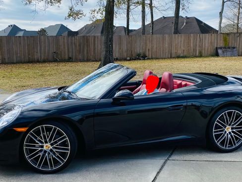 Used 2017 Porsche 911 Carrera image 1