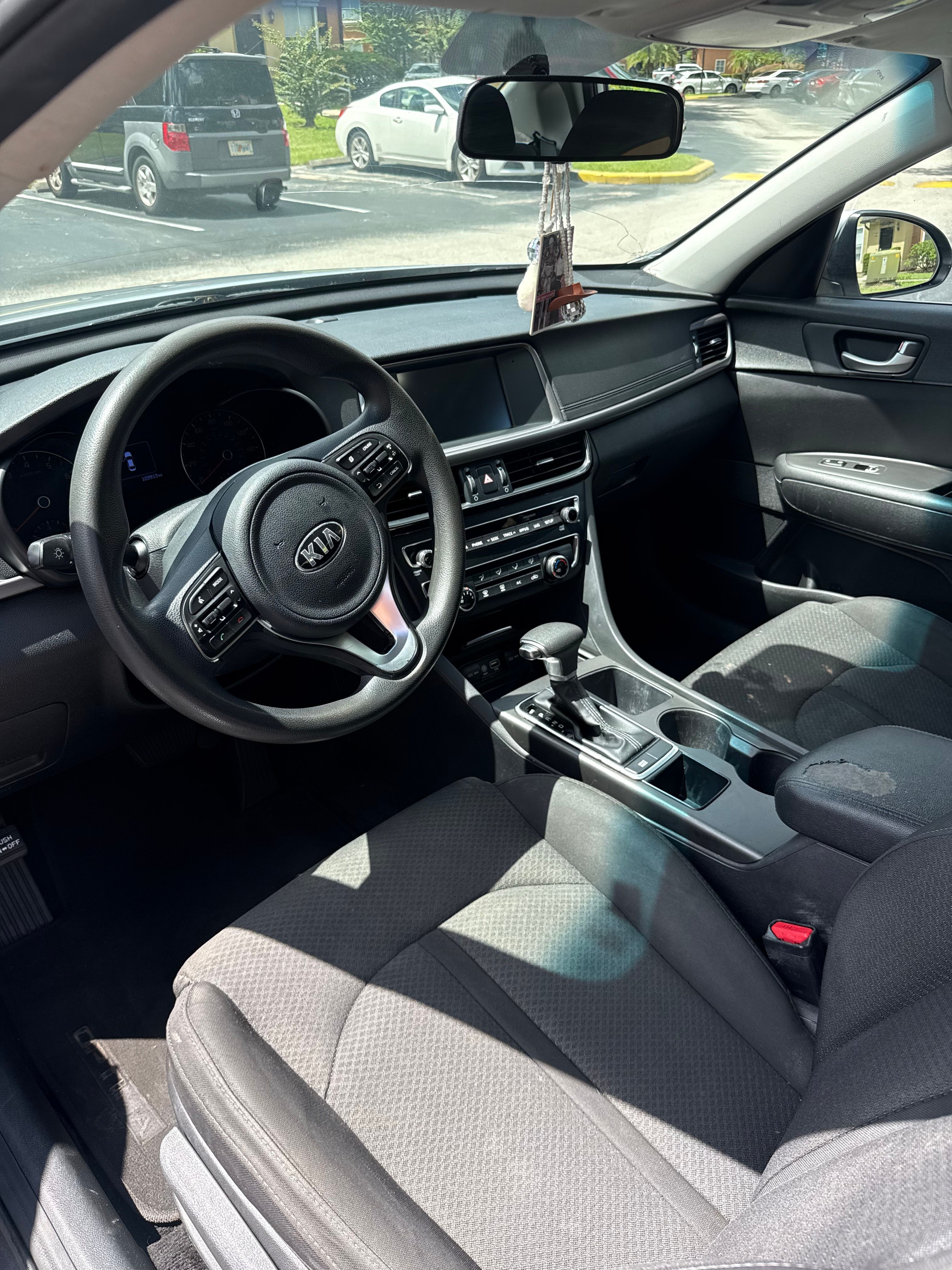 Used 2018 Kia Optima LX FWD image 12