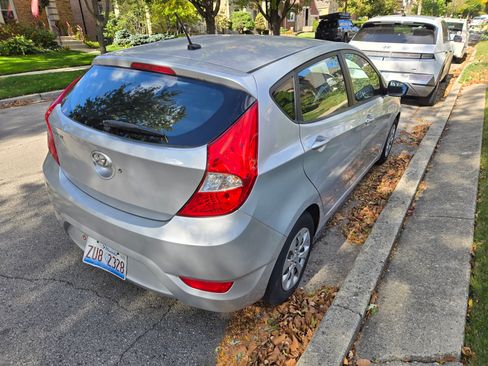 Used 2015 Hyundai Accent GS image 5
