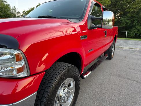 Used 2007 Ford F250 Lariat AWD/4WD image 4