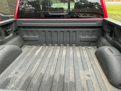 Used 2018 Ford F150 Raptor w/ Equipment Group 802A Luxury image 6