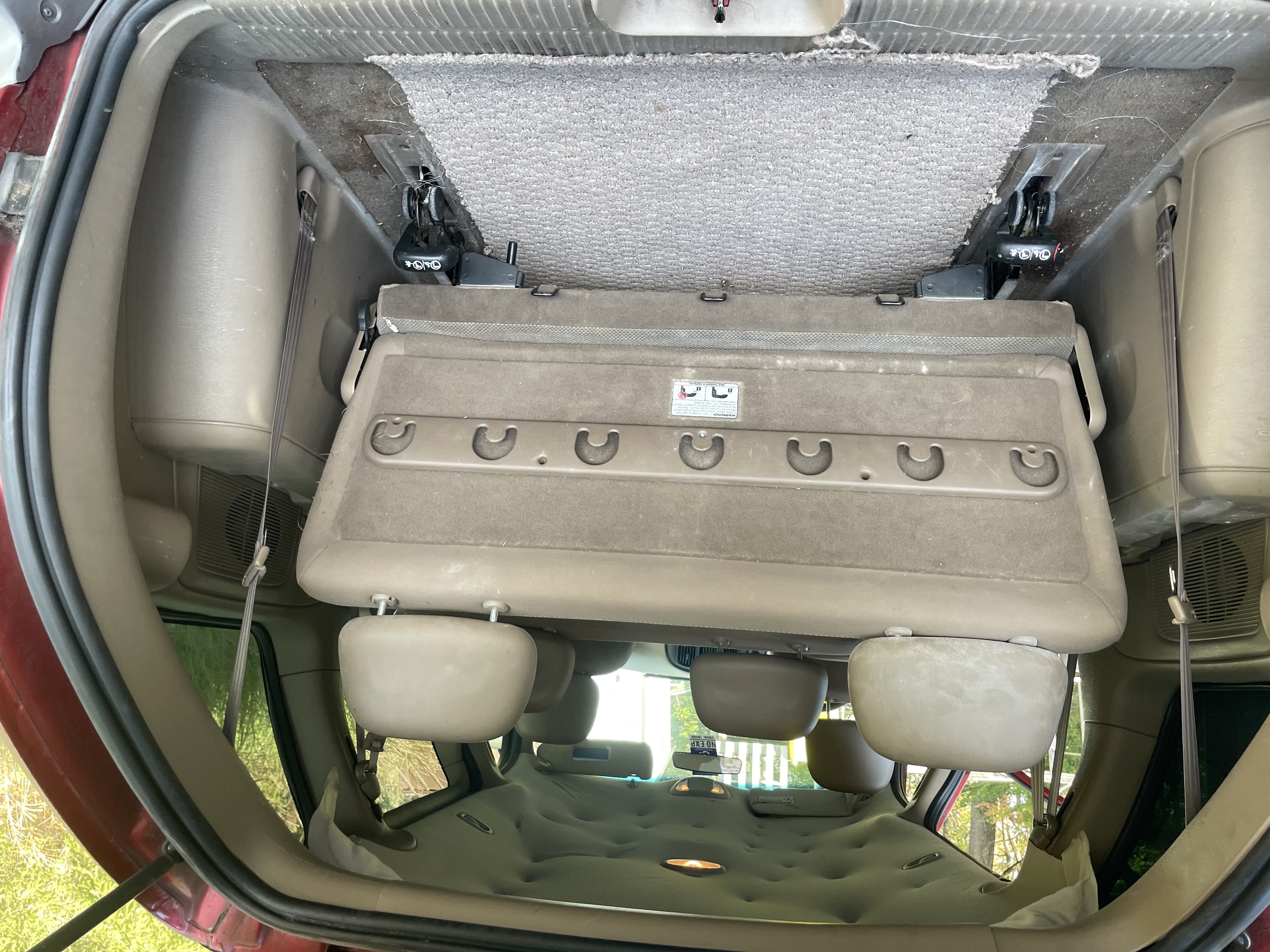 Used 2001 Dodge Caravan SE FWD image 13