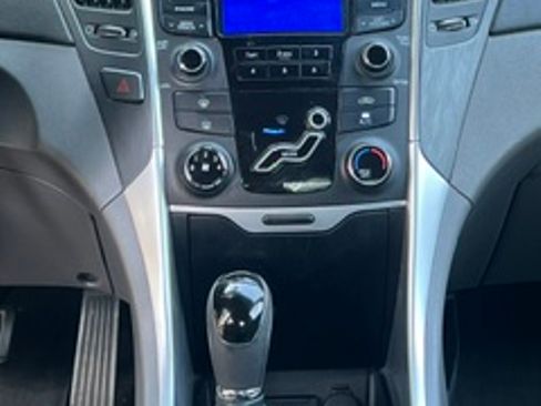 Used 2013 Hyundai Sonata GLS FWD image 14