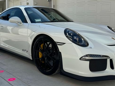 Used 2016 Porsche 911 GT3 image 1