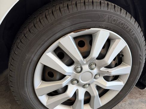 Used 2014 Nissan Sentra S FWD image 31