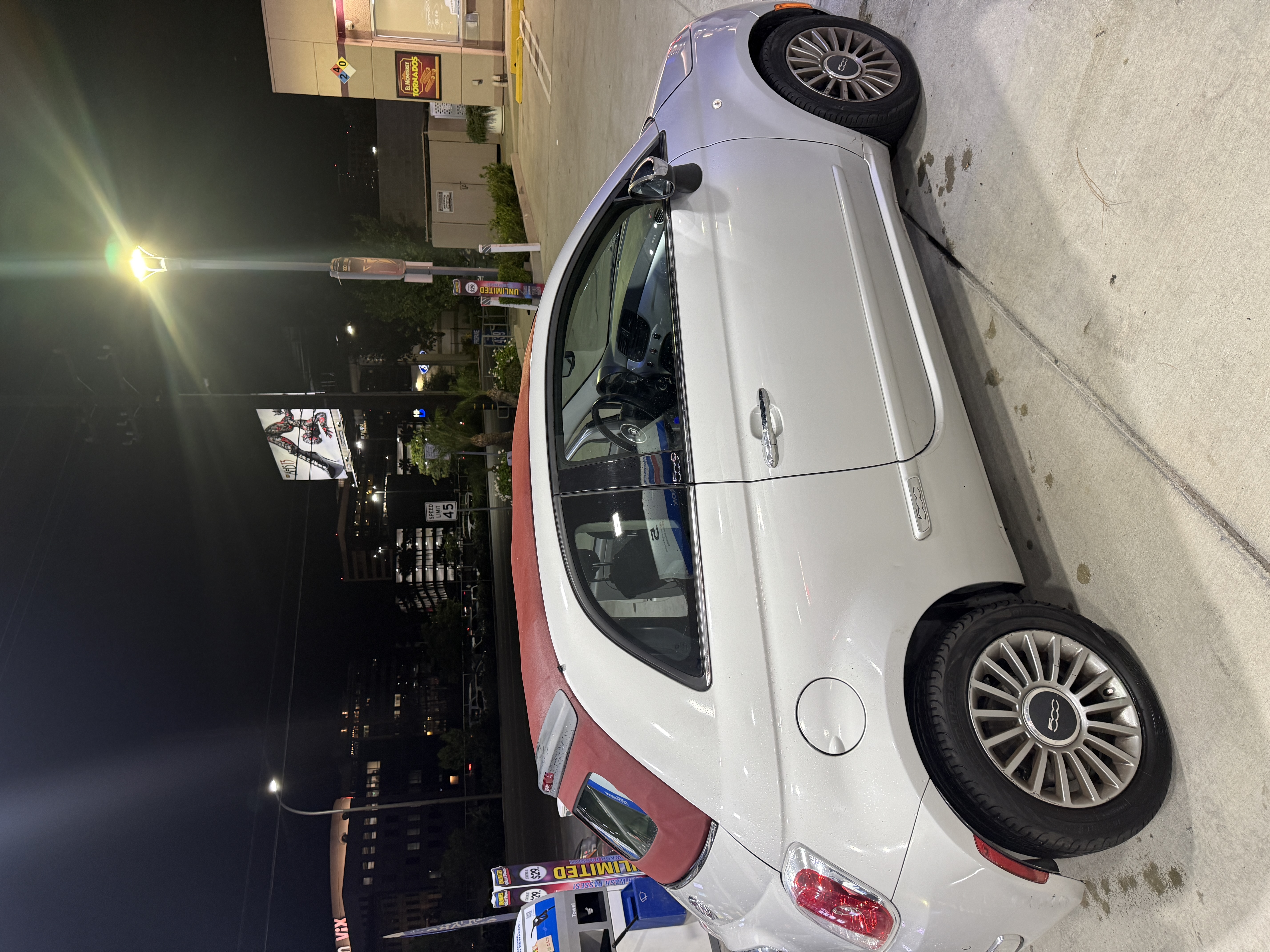Used 2012 FIAT 500 Lounge w/ Convenience Group FWD image 13