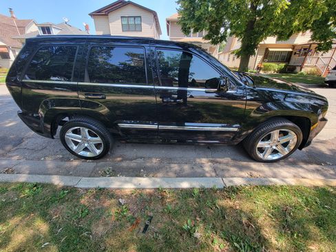 Used 2006 Jeep Grand Cherokee SRT8 w/ SRT Option Group I image 5